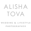AlishaTova Logo